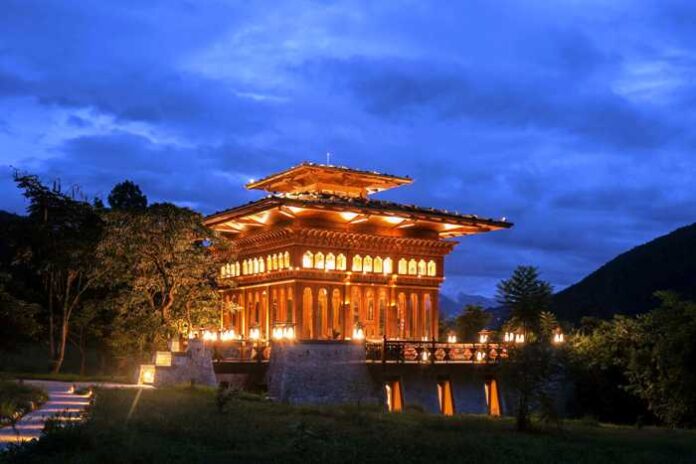 Pemako Punakha - Five nectars bar at dawn