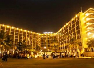 Novotel Hyderabad Convention Centre Hosts its Annual Tree Lighting Ceremony