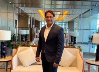 Radisson Blu Pune Hinjawadi GM Amit Raman felicitated amongst the Top 30 General Managers in India Powerlist 2024