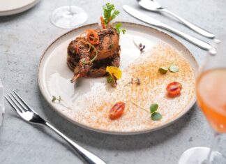 A Perfect Pairing for September at Sangamithirai, Feathers, A Radha Hotel