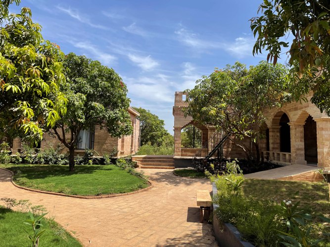 The Postcard Gir exterior