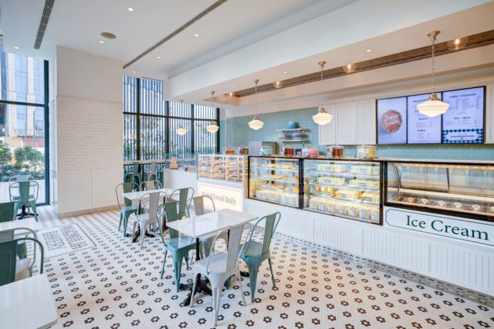 2nd Image Magnolia Bakery at World St. at Worldmark (1)