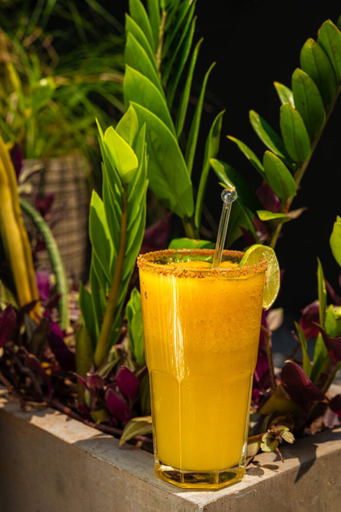 Mango margarita